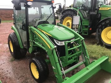 Main image John Deere 3033R
